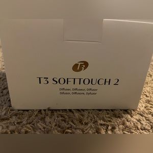 T3 soft touch 2 diffuser. Compatible with the t3 featherweight 2 hair dryer